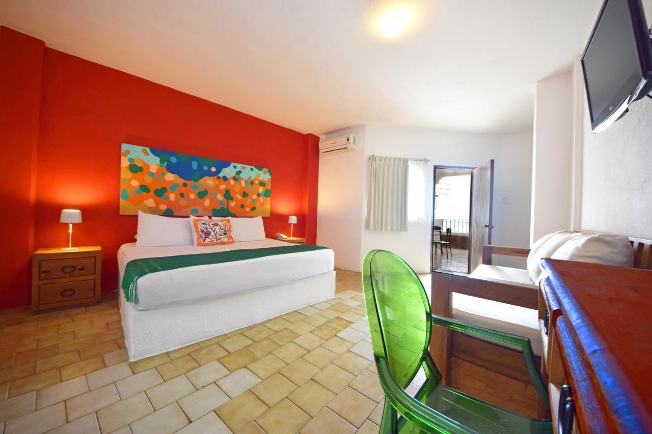 Emperador Vallarta Beachfront Hotel And Suites Puerto Vallarta Eksteriør billede