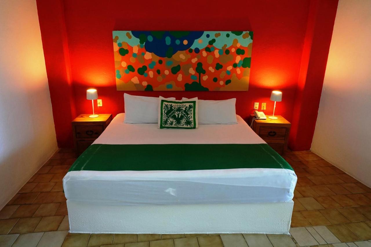 Emperador Vallarta Beachfront Hotel And Suites Puerto Vallarta Eksteriør billede