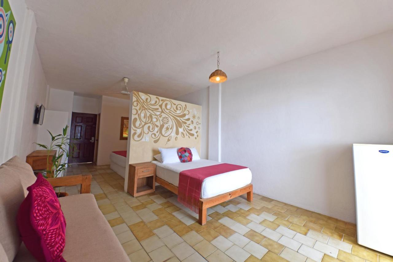 Emperador Vallarta Beachfront Hotel And Suites Puerto Vallarta Eksteriør billede