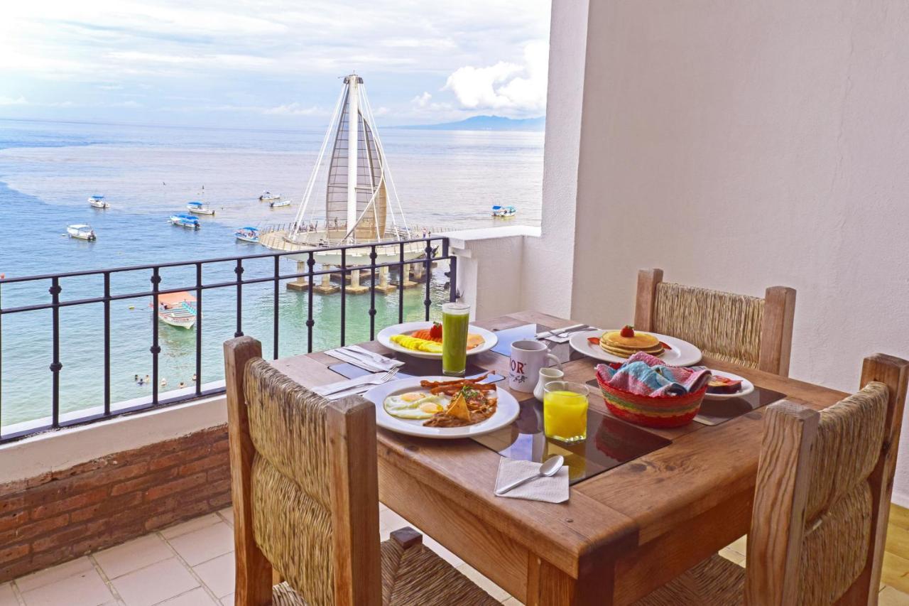 Emperador Vallarta Beachfront Hotel And Suites Puerto Vallarta Eksteriør billede