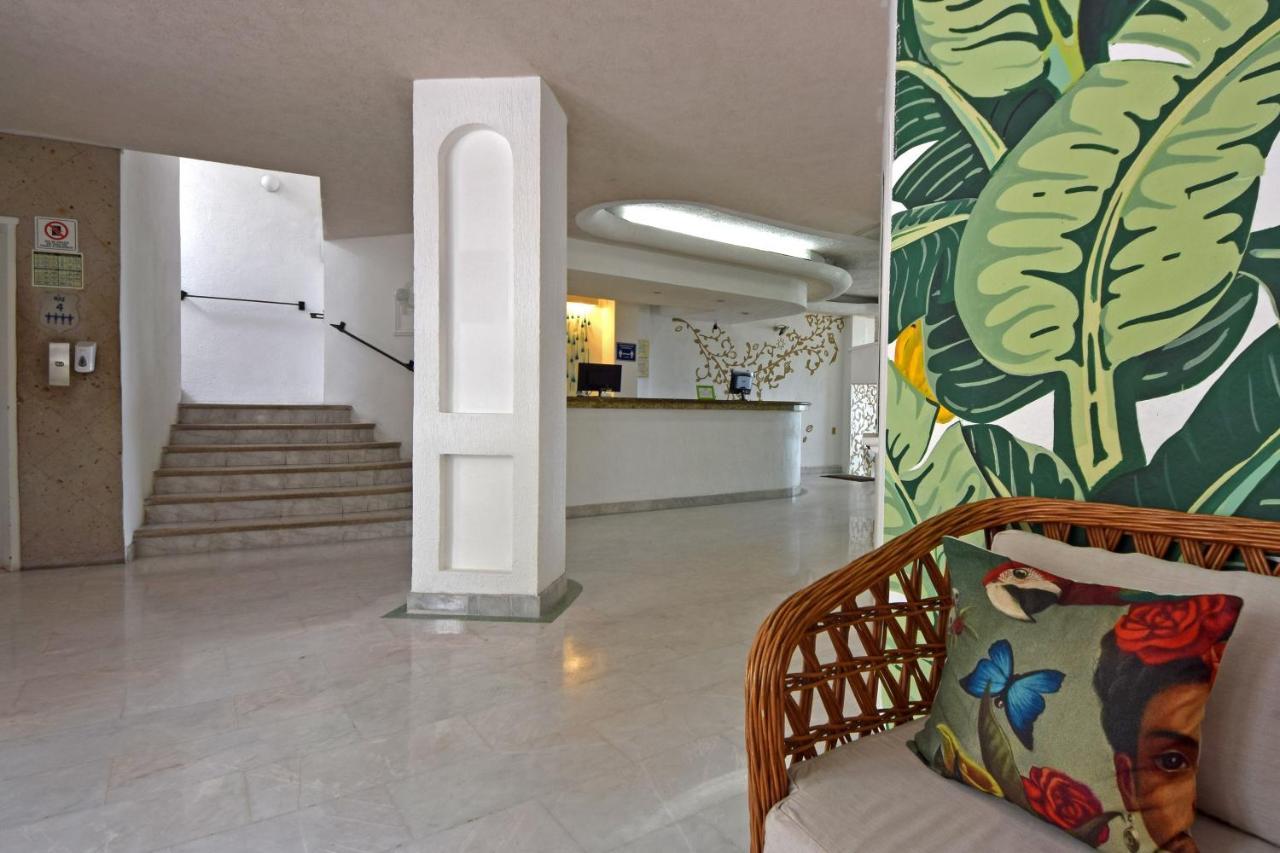 Emperador Vallarta Beachfront Hotel And Suites Puerto Vallarta Eksteriør billede
