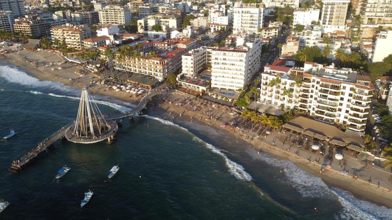 Emperador Vallarta Beachfront Hotel And Suites Puerto Vallarta Eksteriør billede