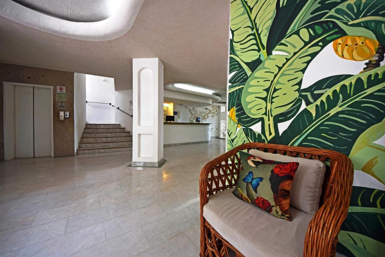 Emperador Vallarta Beachfront Hotel And Suites Puerto Vallarta Eksteriør billede