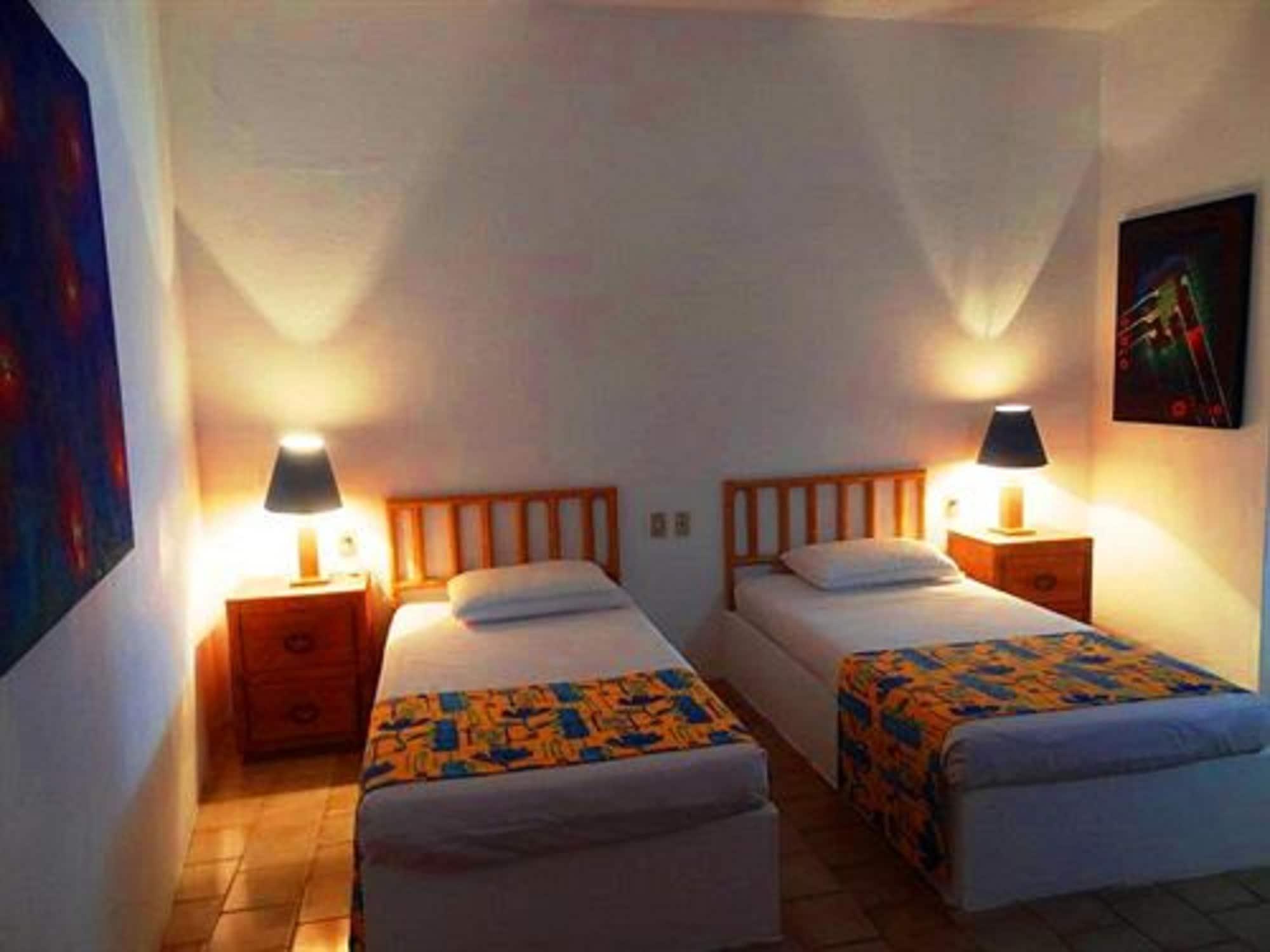 Emperador Vallarta Beachfront Hotel And Suites Puerto Vallarta Eksteriør billede