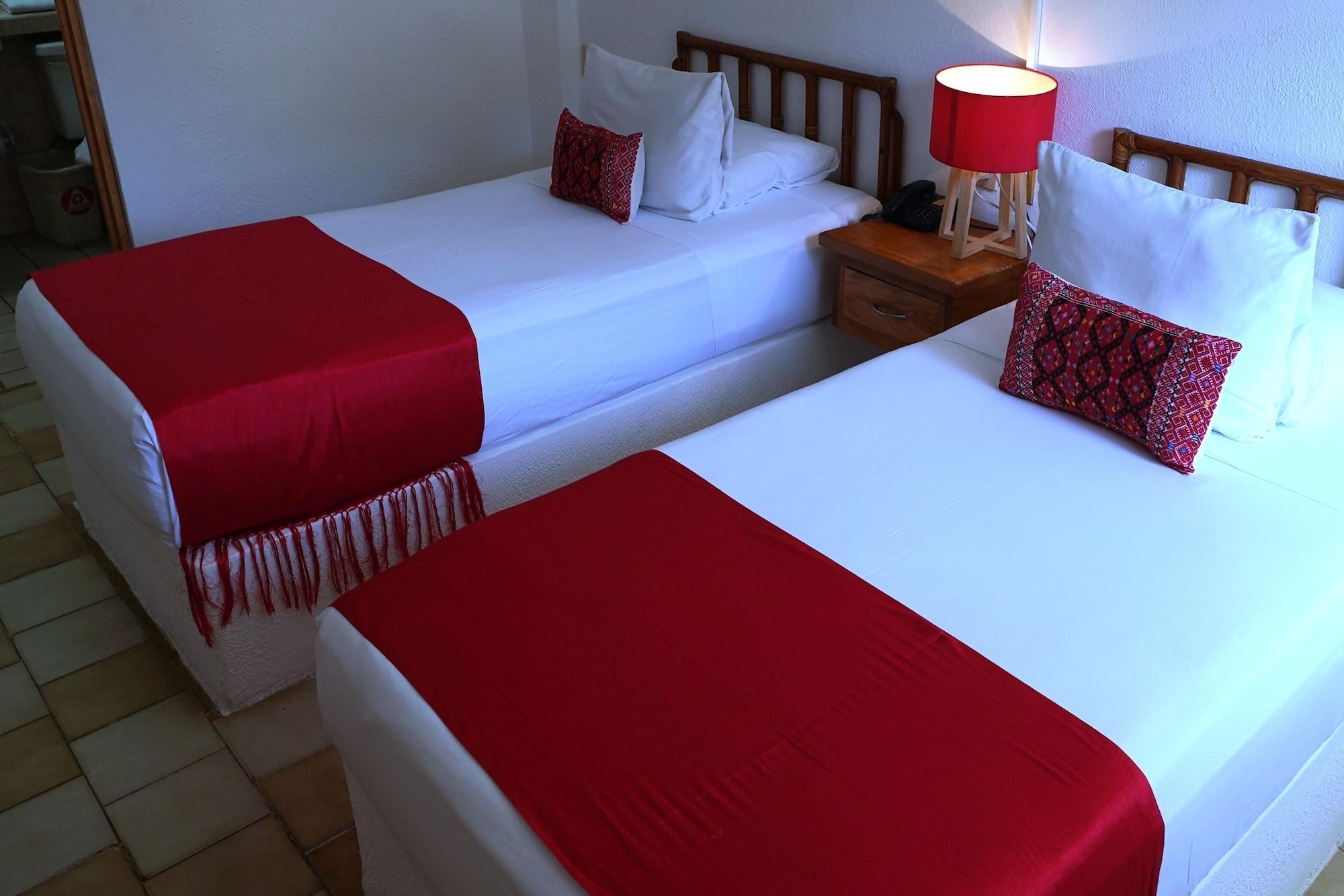 Emperador Vallarta Beachfront Hotel And Suites Puerto Vallarta Eksteriør billede