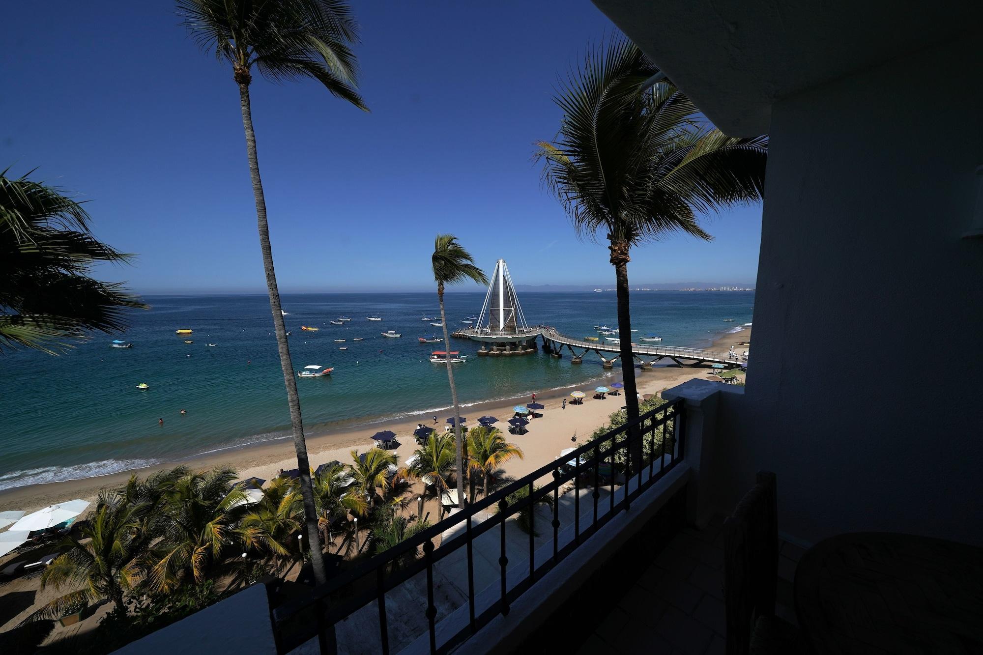 Emperador Vallarta Beachfront Hotel And Suites Puerto Vallarta Eksteriør billede