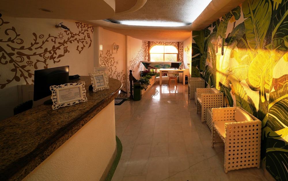 Emperador Vallarta Beachfront Hotel And Suites Puerto Vallarta Eksteriør billede